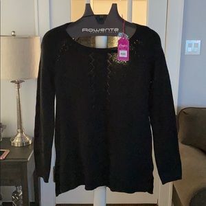 Candies, buttoned up back, sweater. Size Large
